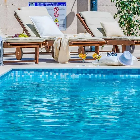 Blue Diamond Villa Orasac
