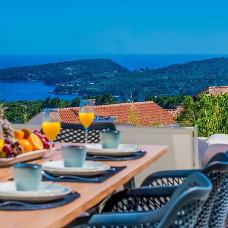 Blue Diamond Villa